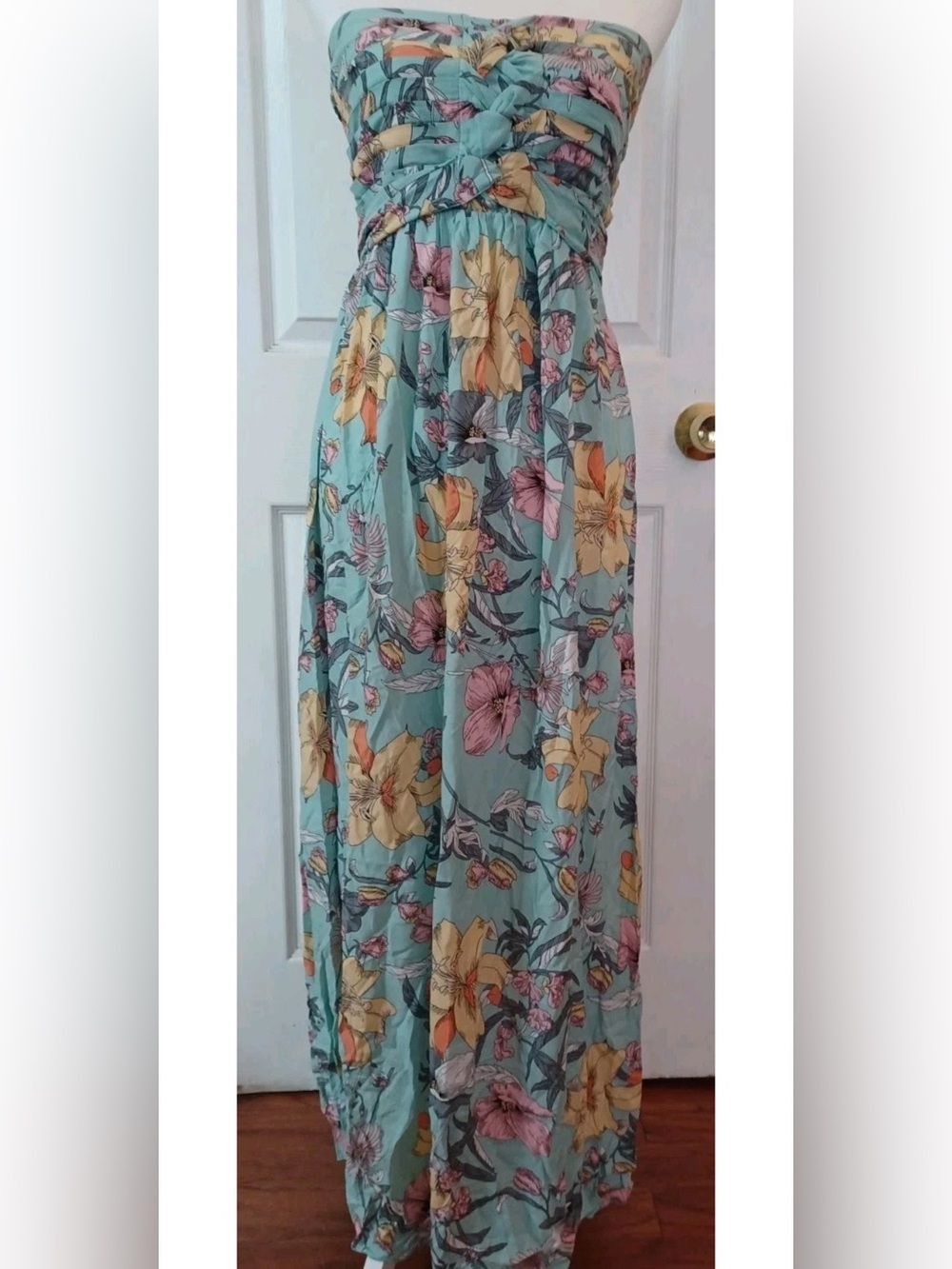 Pineapples Hawaii Strapless Floral Maxi Dress Smocked Bodice Lily Print Size S